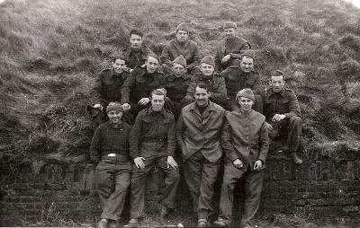 [Thumb - Sgt Veasy's Patrol at Boulogne April 1942 (4 Commando).jpg]